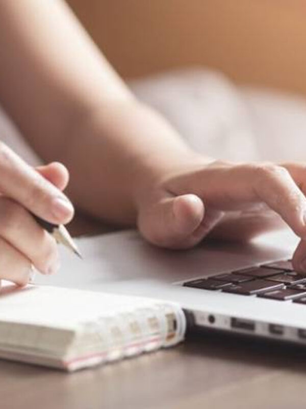 O Ateliê Digital Google, oferece um bom leque de aulas gratuitas de Marketing Digital