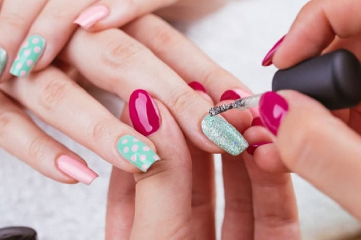 6 Cursos gratuitos de manicure para fazer online